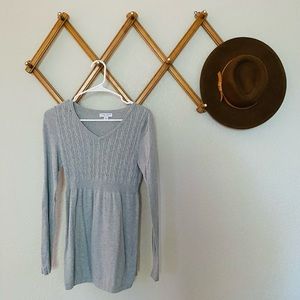 LIZ LANGE Maternity Top Gray Knit Sweater Soft